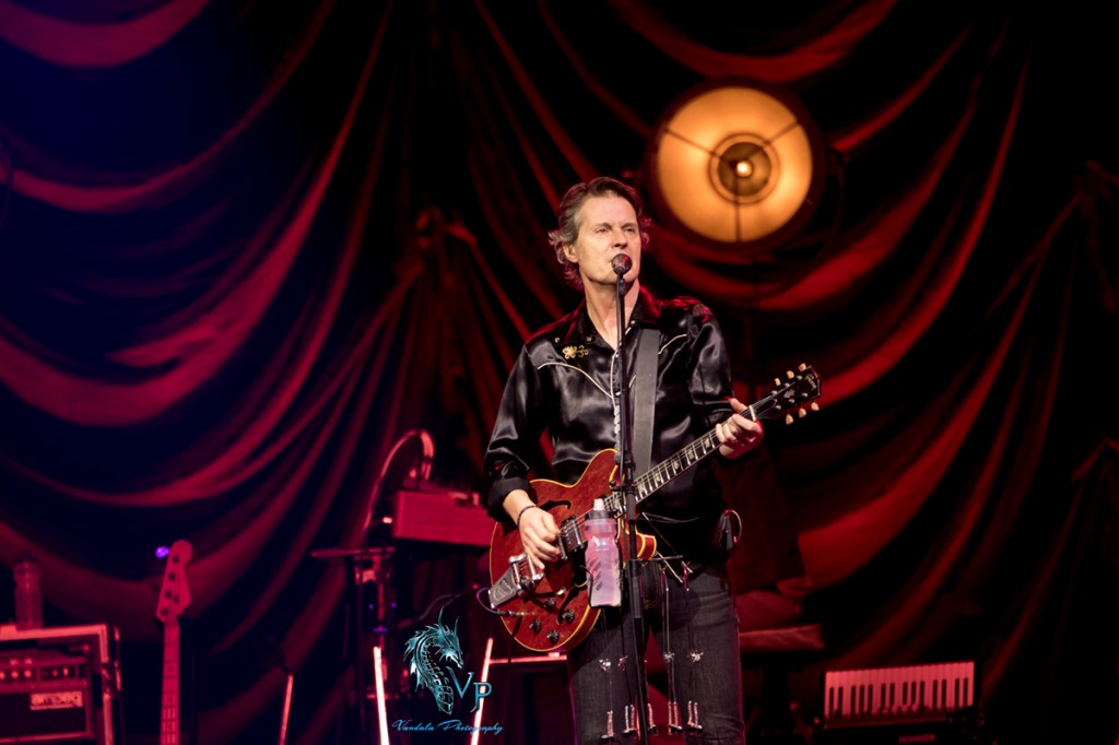 Photo Gallery: Blue Rodeo at&nbsp;SOEC